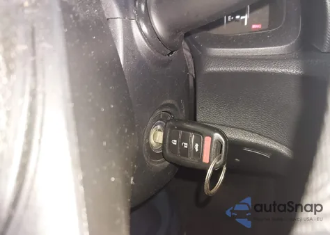 2016 Honda Civic Lx z USA, uszkodzony, nr VIN 2HGFC2F57GH524284